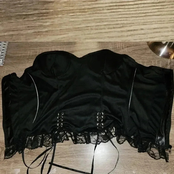 Rubies Rose & Bone Bustier Corset Costume One Size Fits 4 6 8 10 12 or S M L - Picture 6 of 8